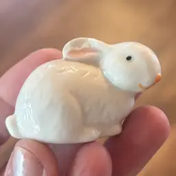 Vintage Ceramic Bunny Rabbit Trinket