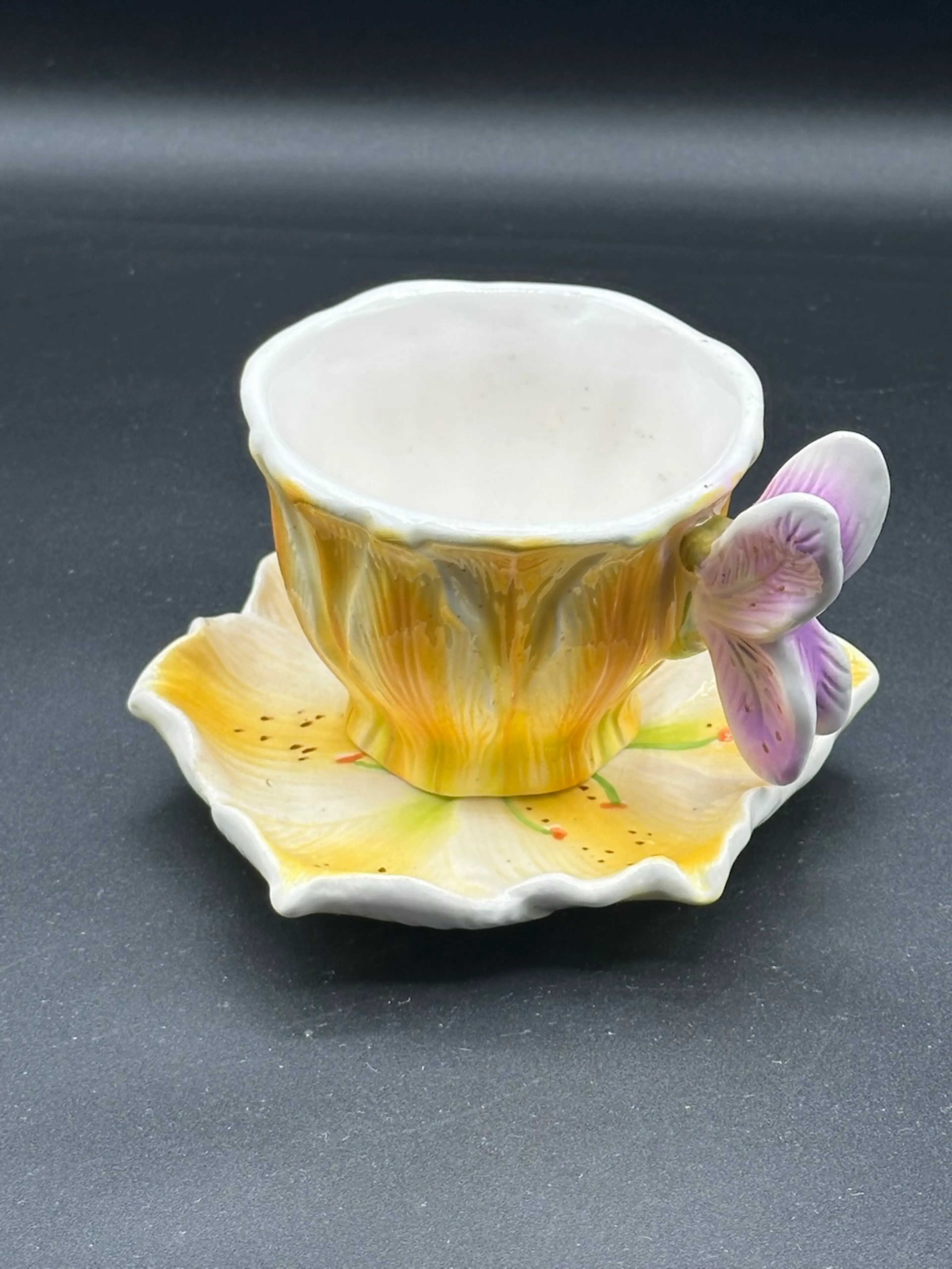 Image 2 of 6