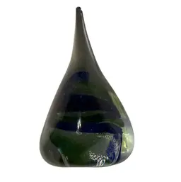 Glass Paperweight DNA Spiral Strand Interior Triangle Shape Pointed  Blue & Green 6”x 3”