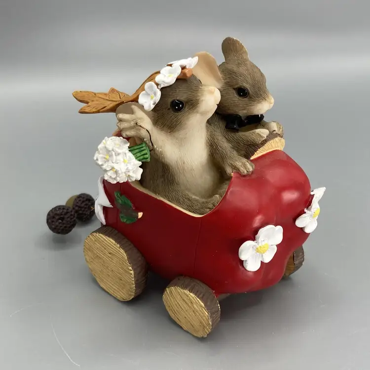 1998 Fitz & Floyd Charming Tails Get Away Car Mouse Mice Wedding Just Married Figurine