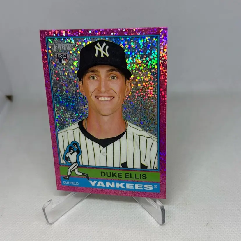 2025 Topps Heritage #266 Duke Ellis Pink Sparkle Chrome New York Yankees Rookie