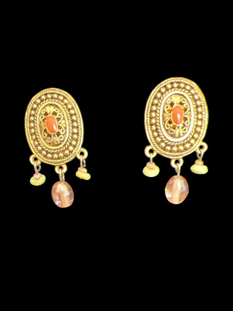 Vintage Enamel Glass Bead Gold tone Filigree Dangle Clip-on Earrings #ofc-3