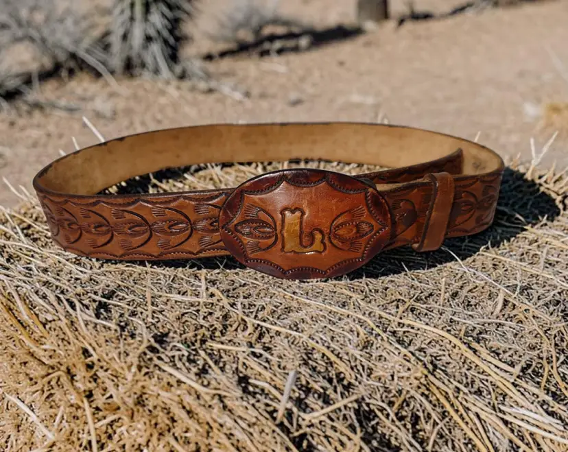 Vintage Hand Tooled Men's Leather Belt L Initial Folk Western 70s
