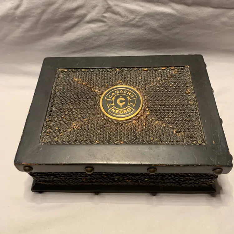 Vintage Camacho Negro Cigar Box Gold & Black   9.5 ”x 6.5”x 3.5” Honduras
