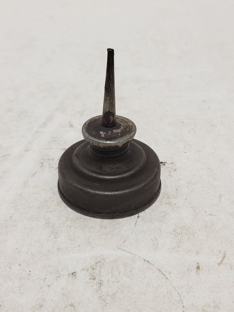 Small oiler