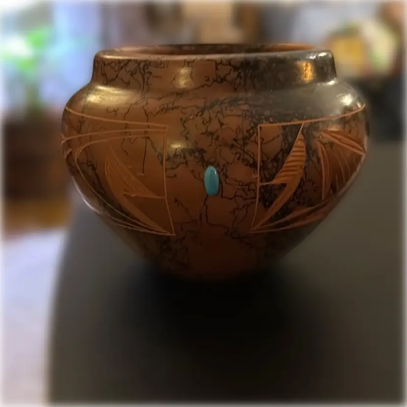 Hand-Signed Victoria Tscosie Navajo Native American Horse-Hair Pottery Vase - 4.5” tall and 4” in diameter