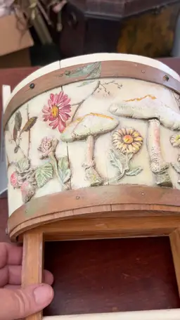 Vintage Decor Wood Mushroom Basket Towel Holder