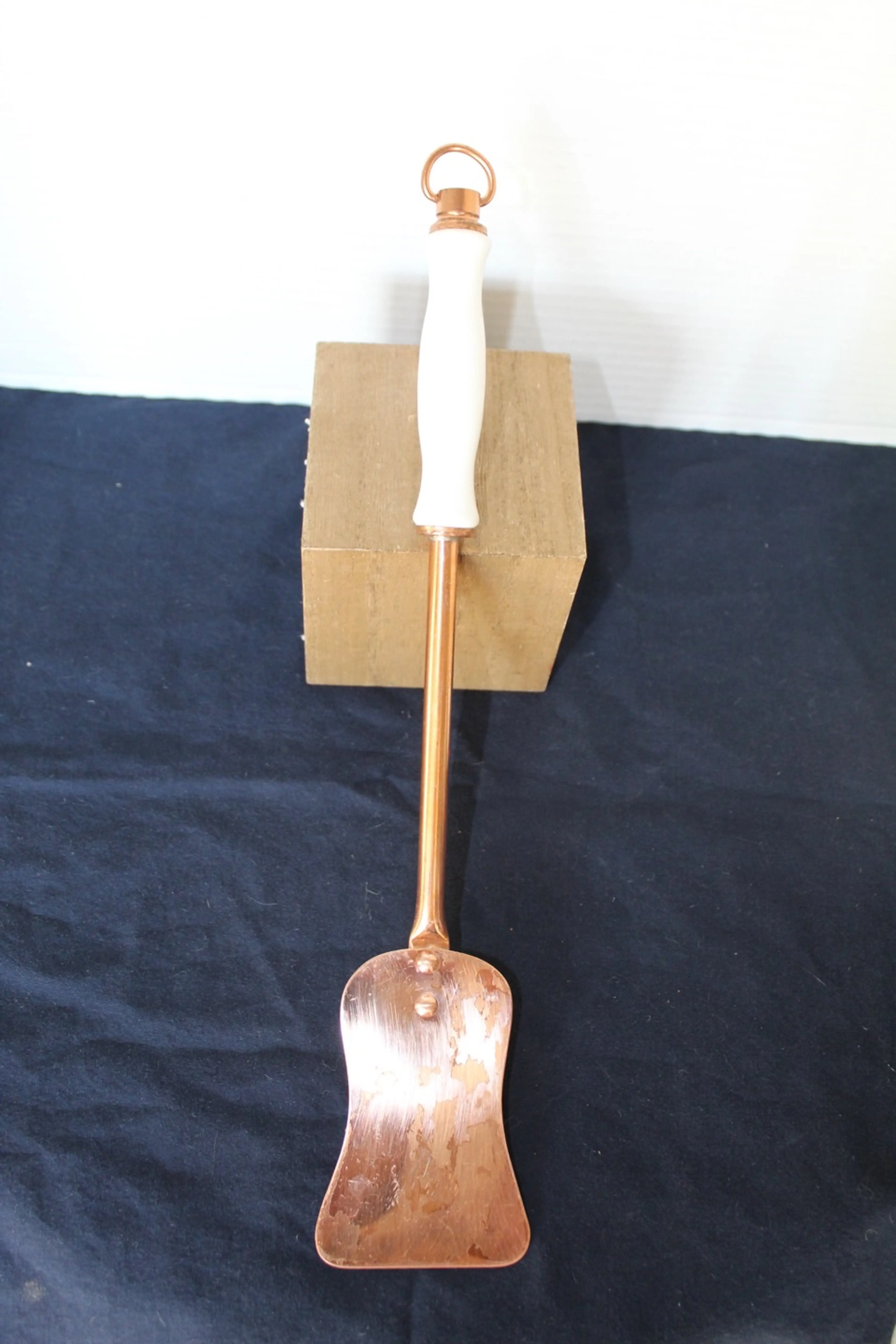 Image 1 of 7