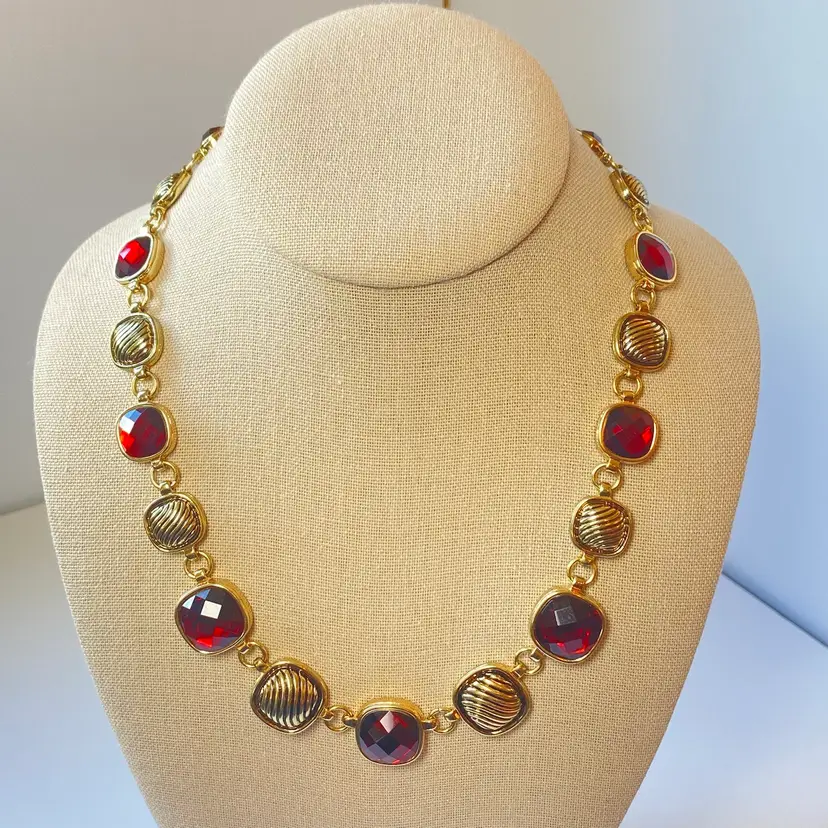 Napier NWT Red Faceted Square Rhinestone Gold Tone Adjustable Choker Necklace