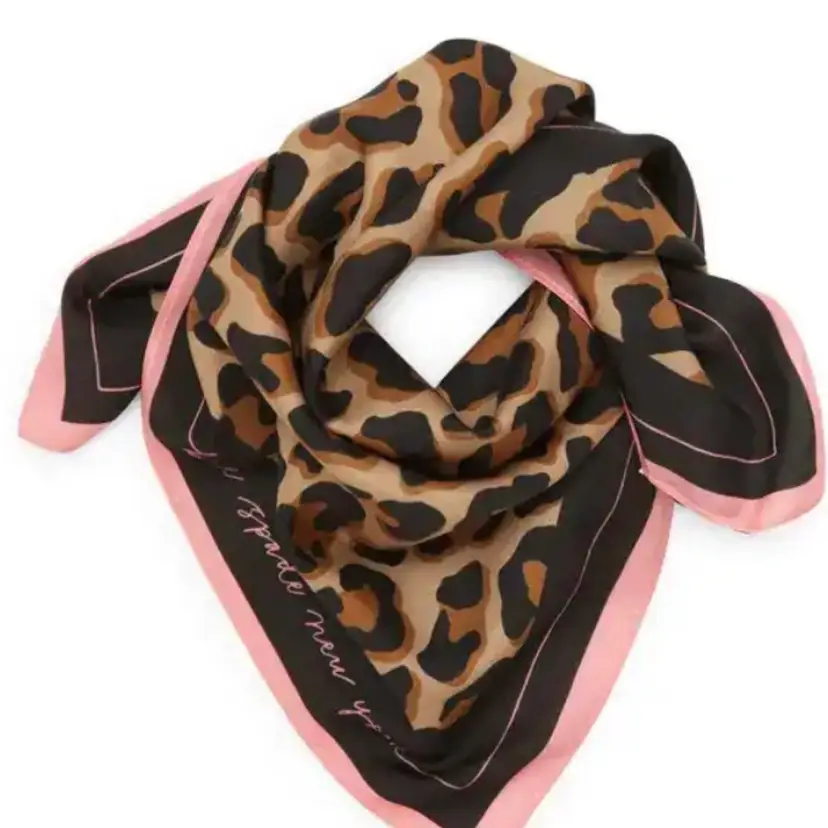 Kate Spade ♠️ NEW Leopard Print Scarf