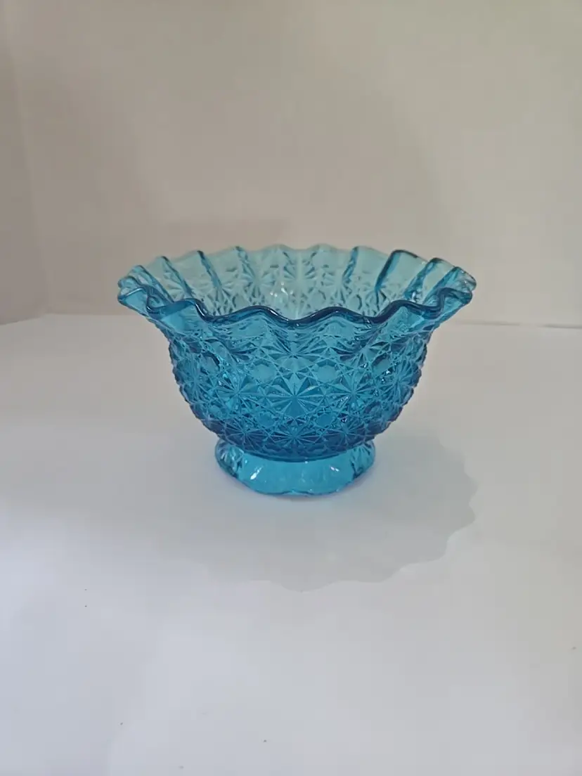 Fenton Daisy and Button Colonial Blue Ruffled Edge Rose Bowl Vase