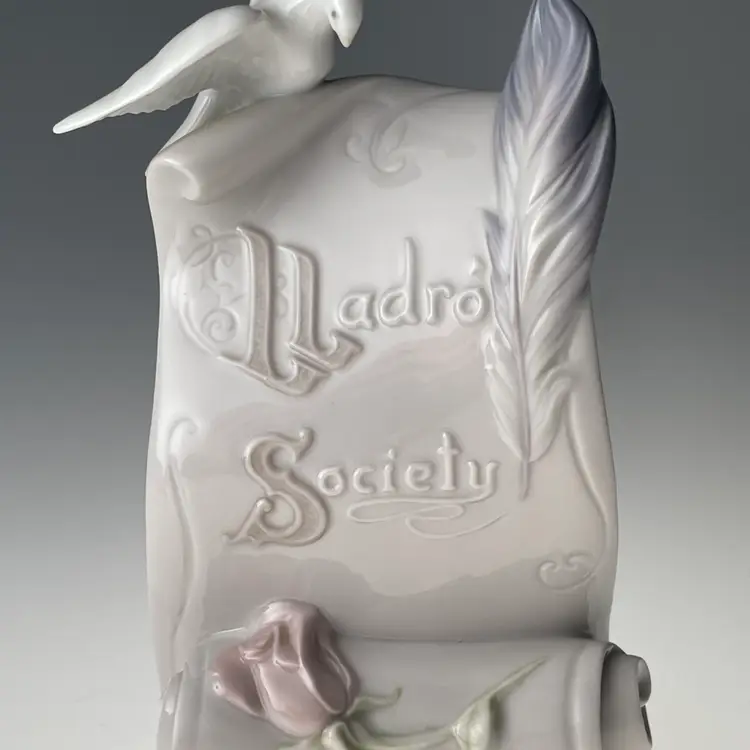 LLADRO Society Porcelain Plaque Art Brings Us Together #7677 Dove Figurine Spain 6.5"