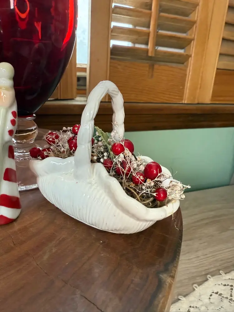 Candy Cane Lane Vignette