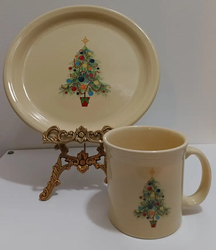 FIESTA Christmas Holiday Pattern HLC