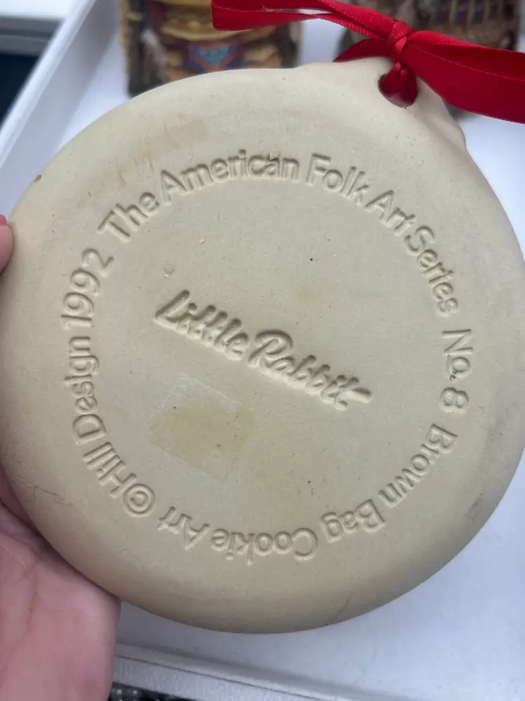 #01 Vintage 1992 Hill Design “Little Rabbit” Brown Bag Cookie Art Mold Folk Art Wall Hanging