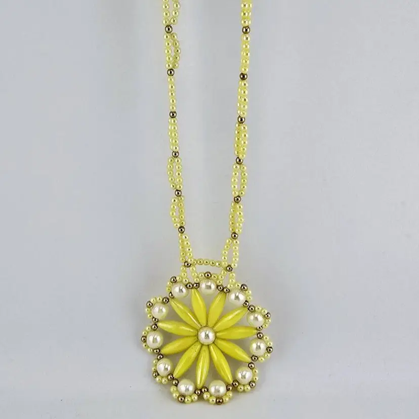 1970s Boho Plastic Yellow Flower Necklace