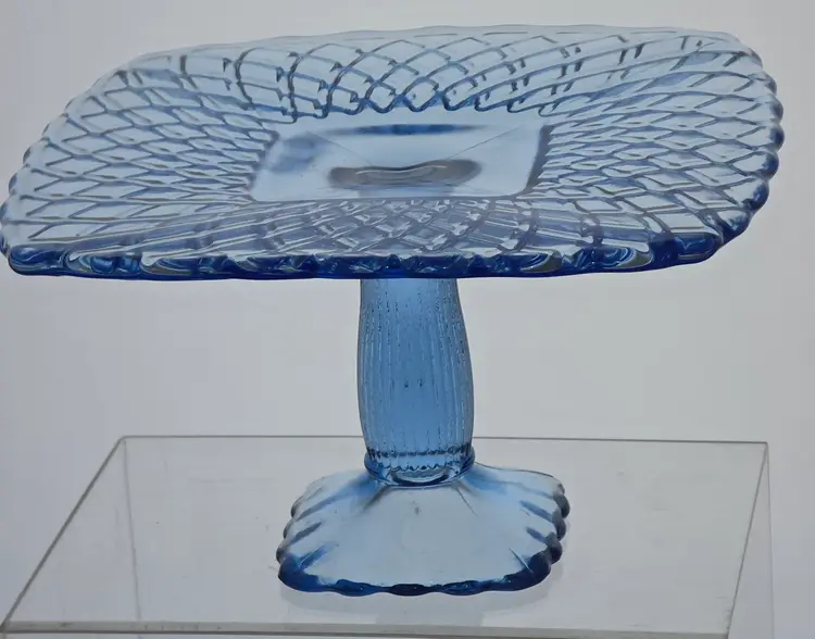 L.E Smith ice blue trellis cake plate