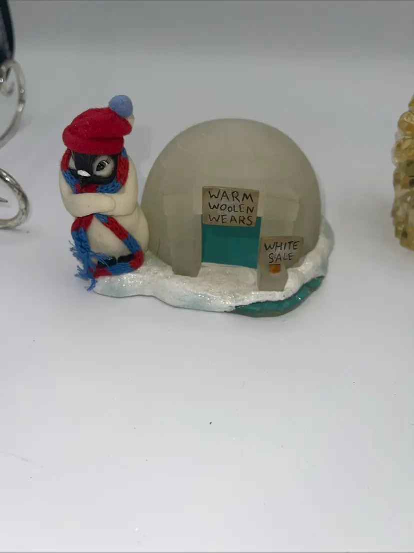 Hamilton Collection Polar Playmates Chilly’s Warm Woolen Wears Penguin