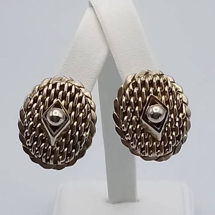 Vtg Whiting & Davis Oval 3D Woven Mesh Gold Tone Clip On Earrings Sophisticated
