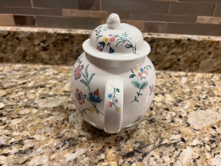 Laura Ashley Chinese Silk Porcelain Teapot Made in Staffordshire England 1989
