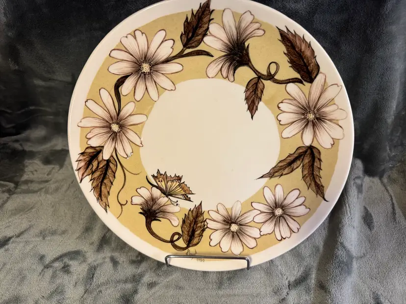 VTG Handmade Art Studio Pottery Dinner Plate Signed Daisy Butterfly Brown MCM