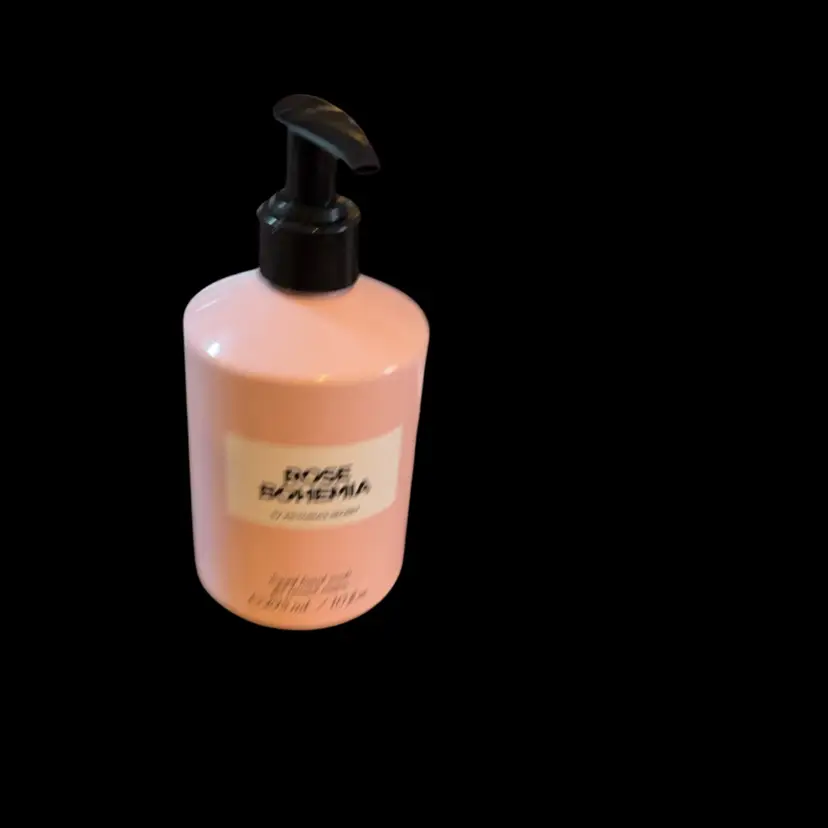 Msrp $17 – Victoria’s Secret Rose Bohemia Liquid Hand, Wash 10 Fluid Ounces