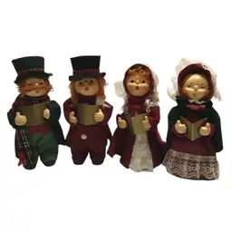 Vintage 4 Christmas RB Paper Mache Fabric Carolers Made in Taiwan 10.5in Unusual