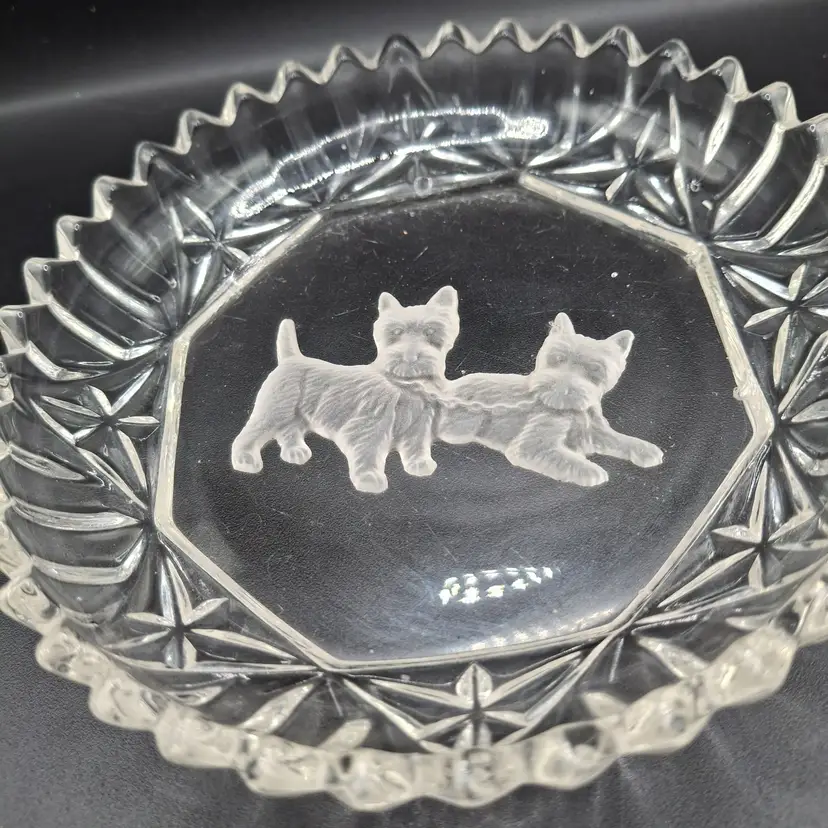Vintage Crystal Scottie Dog-Themed Decorative Glass Bowl Intaglio Cut Trinket
