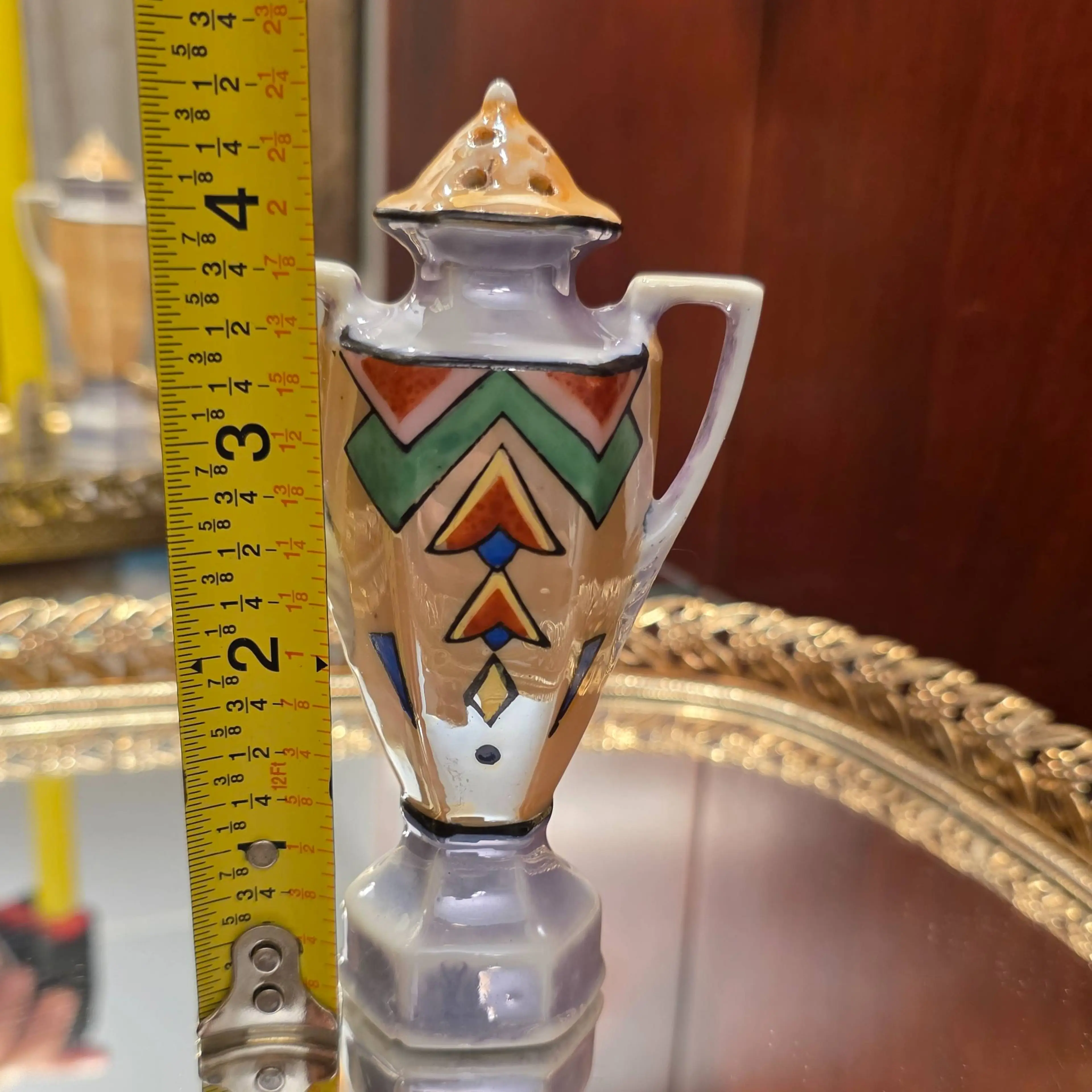 Image 2 of 8