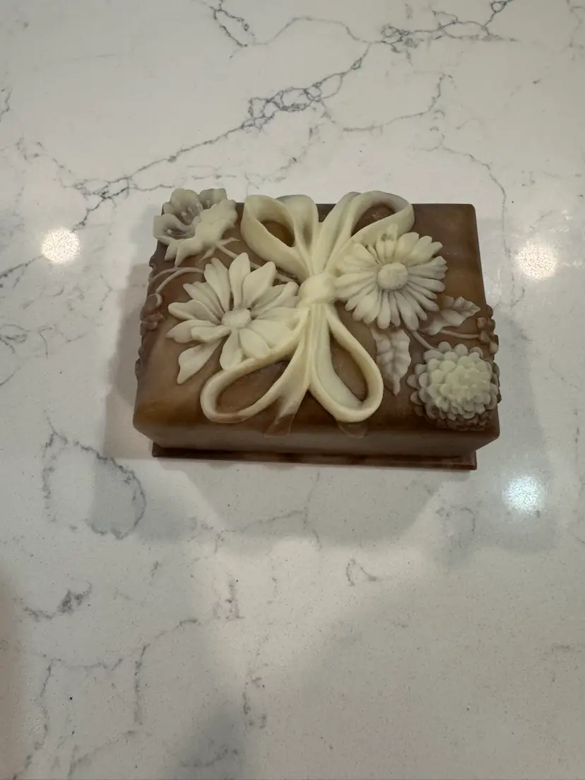 Vintage Avondale Trinket Box