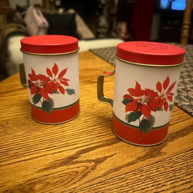 Vintage Christmas Tin Red Poinsettia Salt And Pepper Shaker Christmas