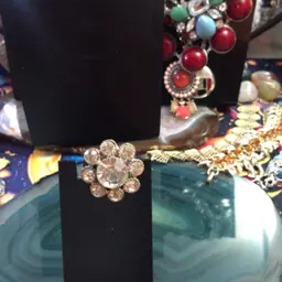 #07 - Vamp Peacock Listing