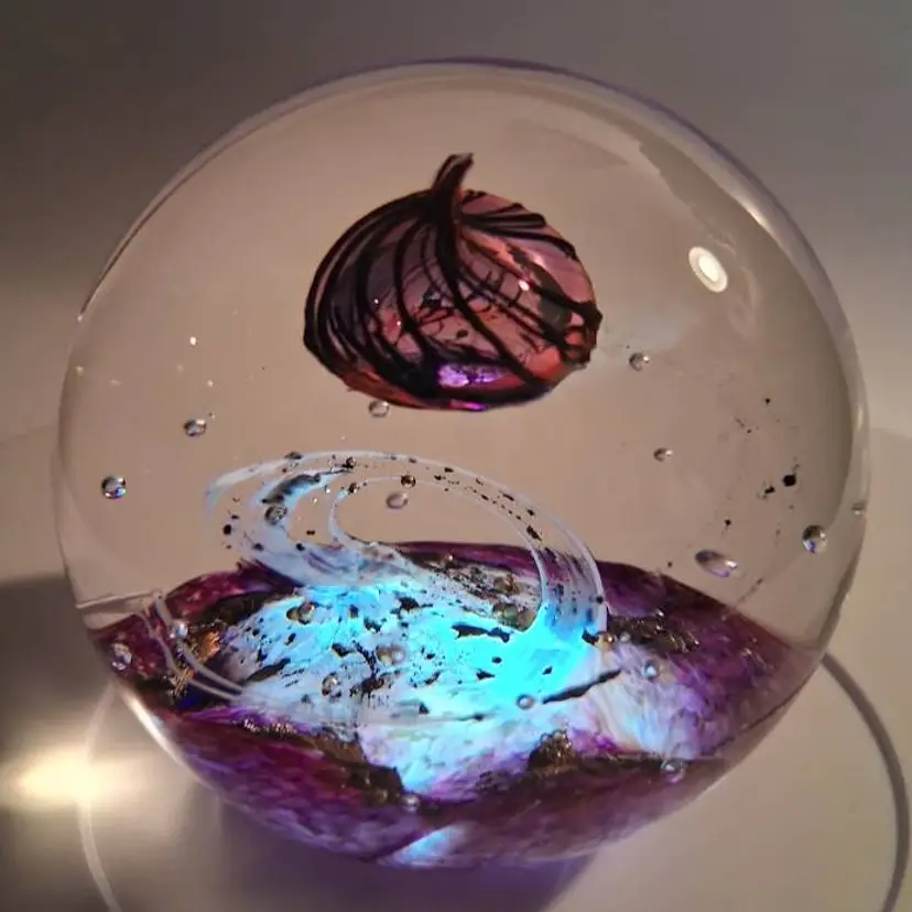 AMAZING & VERY RARE, 1997 SELKIRK GLASS, PETE HOLMES SCOTLAND, 'LACEWING' PAPERWEIGHT