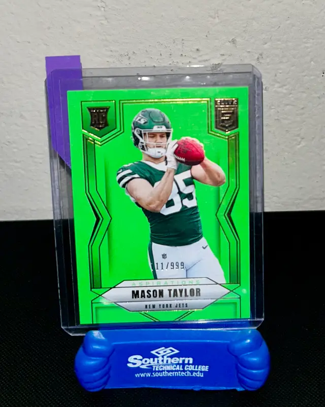 Mason Taylor Rookie Lime Green Parallel 2025 Elite