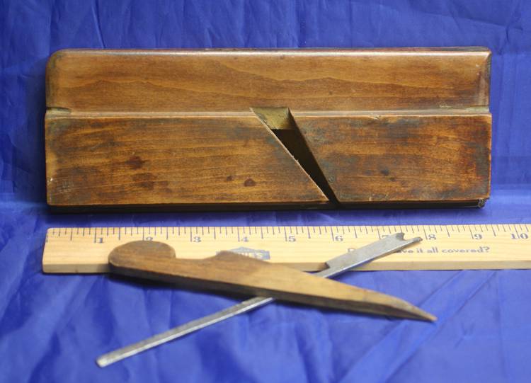Wooden Side Beading Plane – ¼" – T.J.M. M’MASTER & CO.   AUBURN N.Y.
