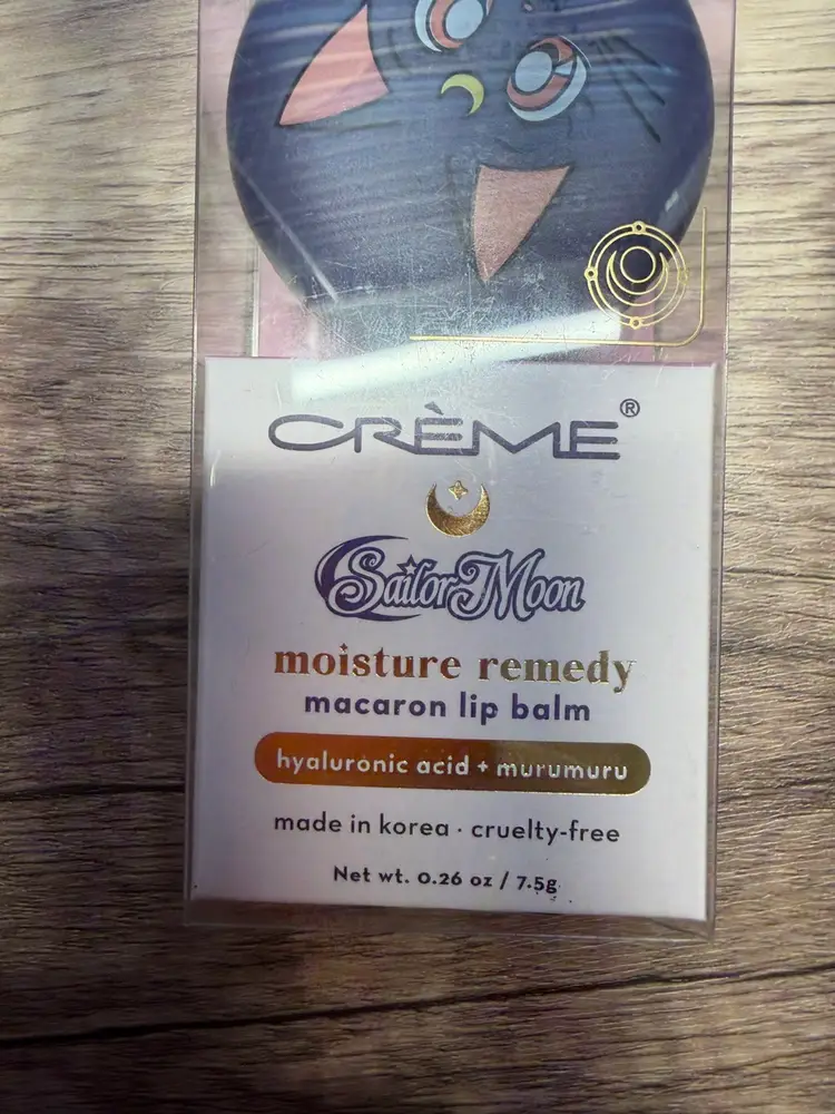 $1 Merry Christmas - Crème x Sailor Moon Luna Macaron Lip Balm Moisture Remedy Limited Edition
