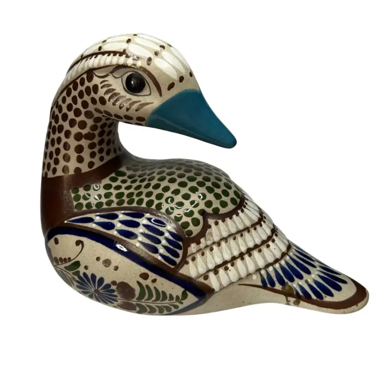 Tonala Duck Looking Back 9 X7 1/2x 5