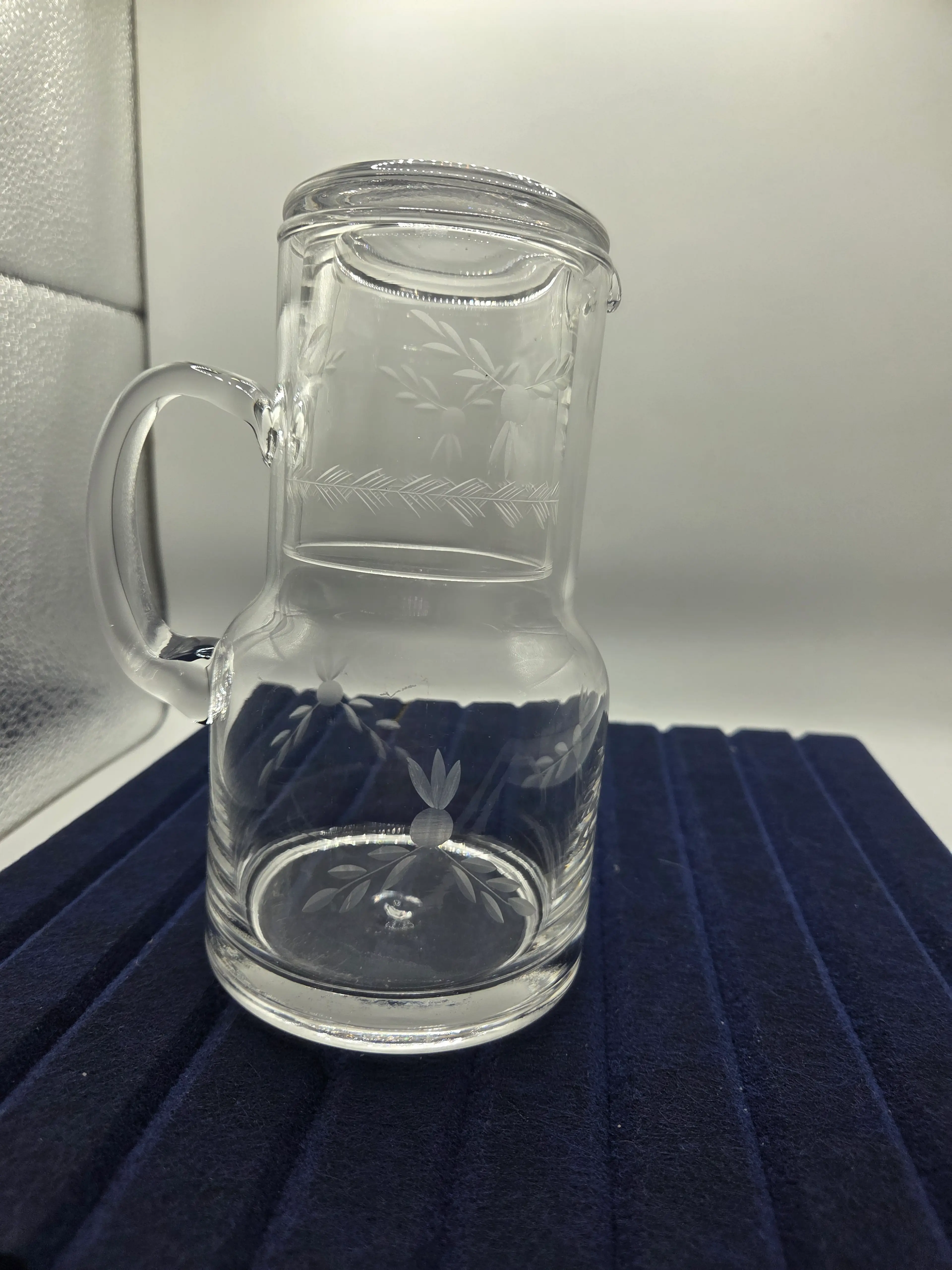 Image 1 of 5