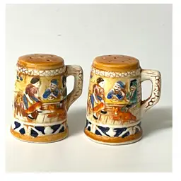 Ceramic Hand Painted Salt & Pepper Shakers German Beer Steins Shape Japan