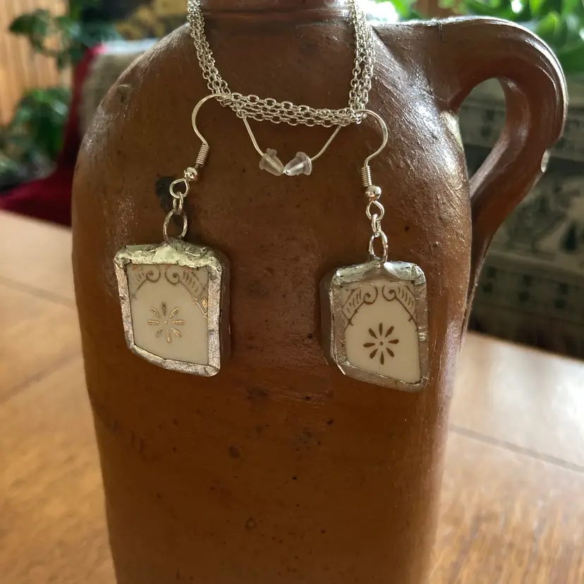 Artisan Made Dangle Earrings Unbranded Plate Handcrafted Earrings