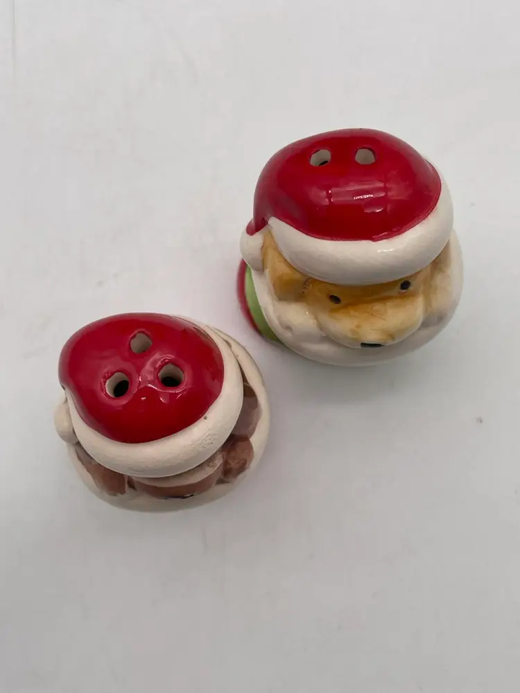 Christmas Puppies In Stockings Salt & Pepper Shakers