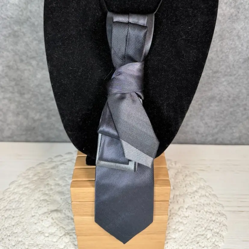 Made By Me: Upcycled Vintage Tie Necklace – One-of-a-Kind Statement Piece