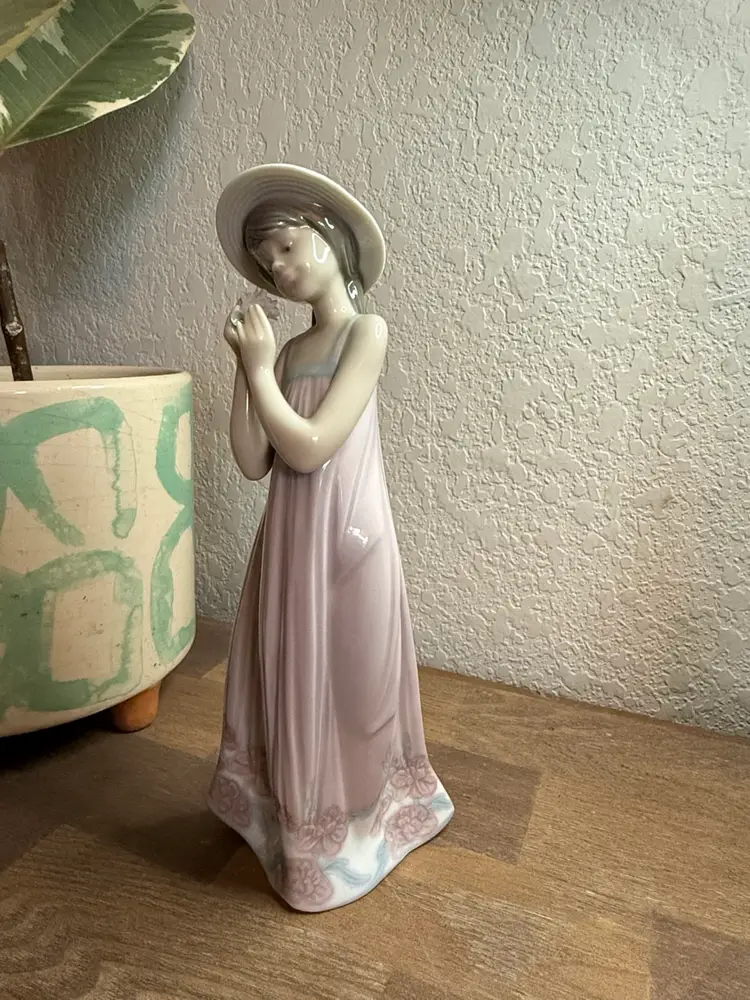 Lladrò Porcelain Antique From Spain