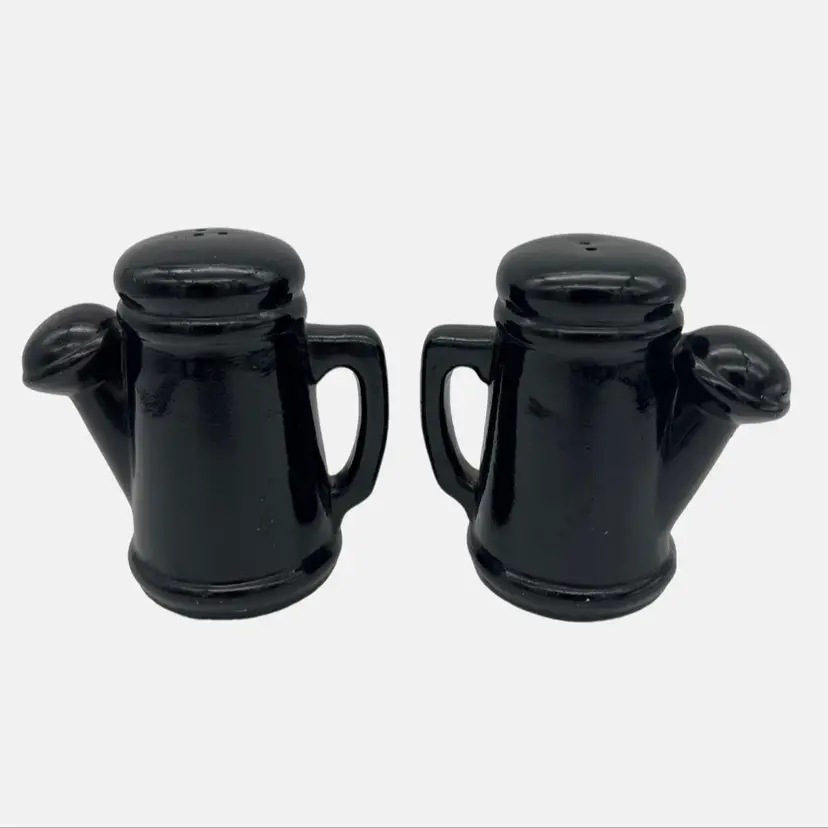 Vintage Watering Can Salt & Pepper Shaker Set Made in Japan Black Ceramic 4"