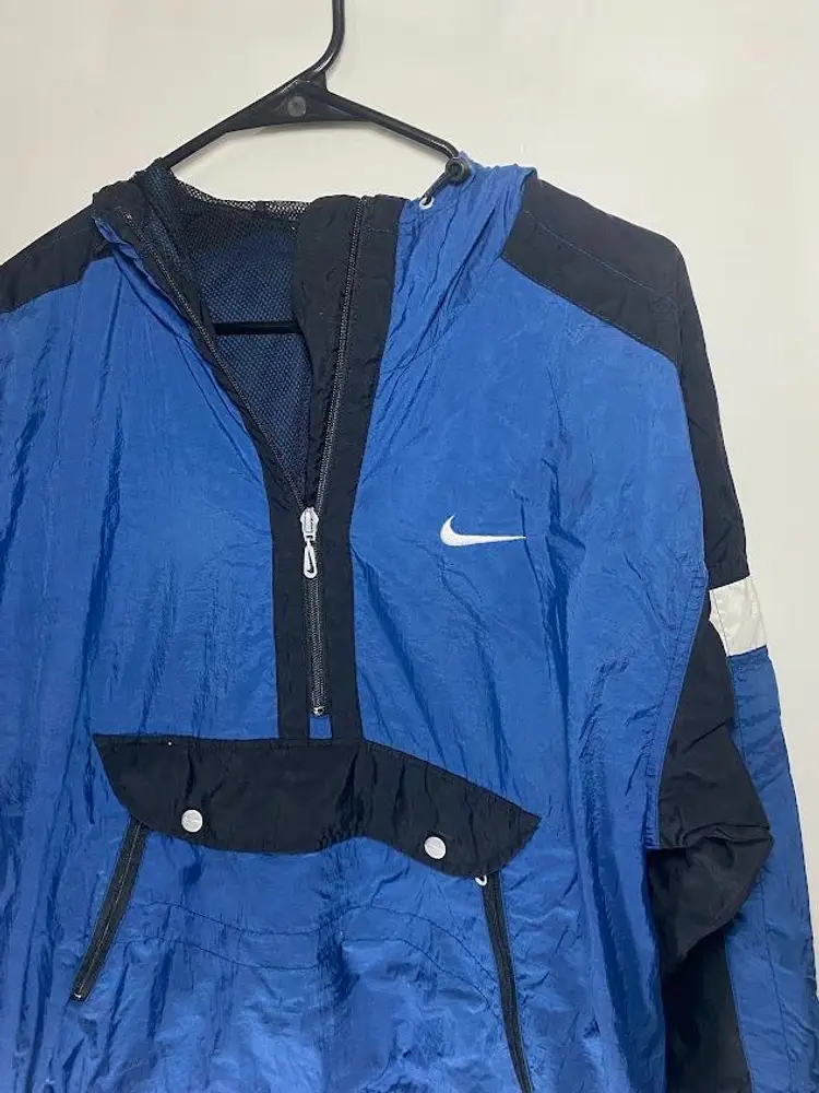 Vintage Nike Pullover Hooded Windbreaker Jacket