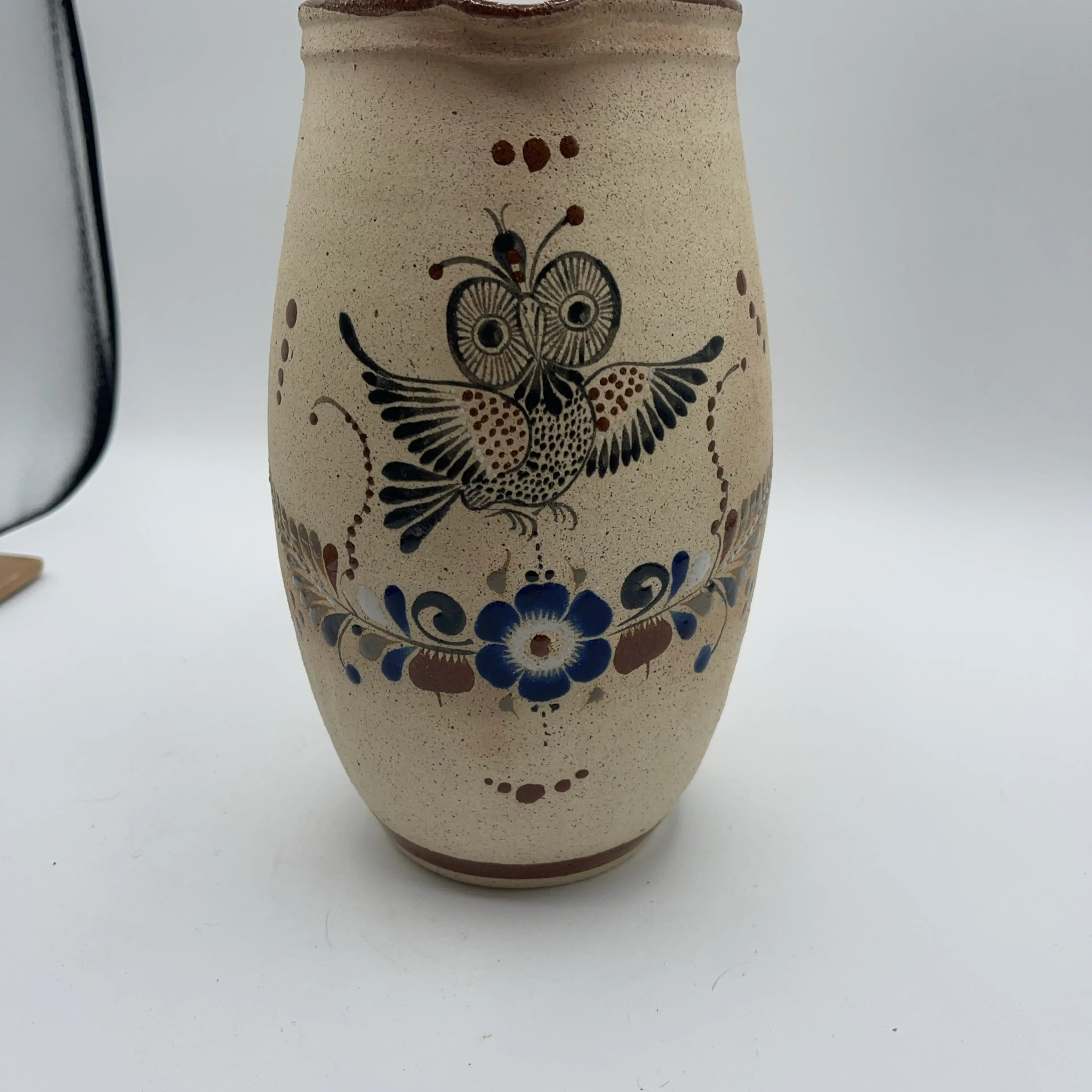 Image 2 of 7