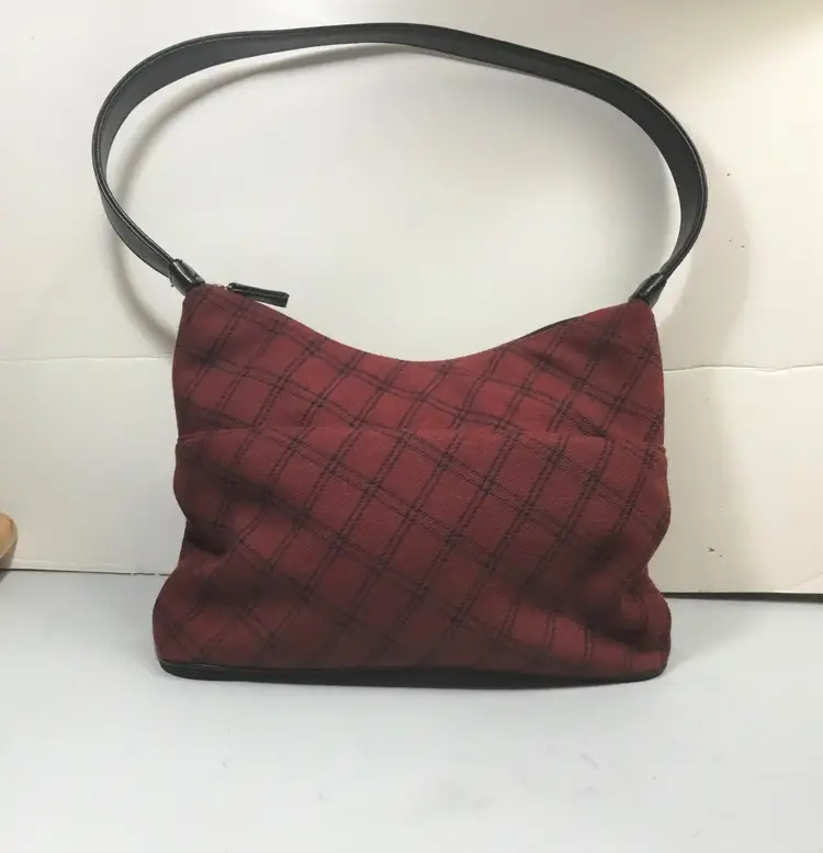 Vintage Croft Barrow handbag purse shoulder strap, well made, great for winter