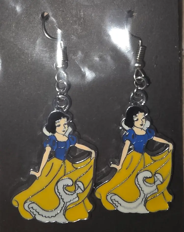 snow white earrings new