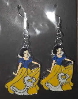 snow white earrings new