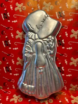 Vintage 1975 Wilton Holly Hobbie Cake Pan